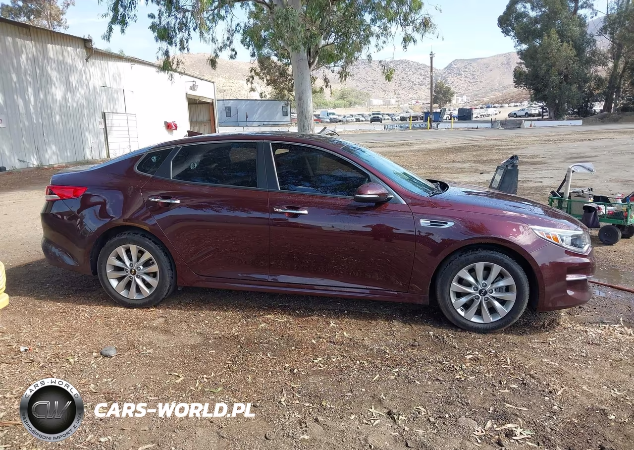 2018 Kia Optima Lx VIN:5XXGT4L37JG252086 - 12