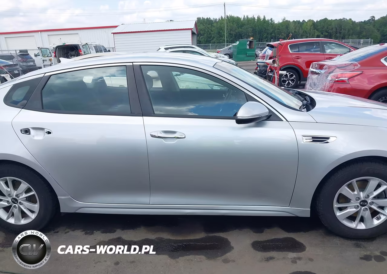2018 Kia Optima Lx VIN:5XXGT4L37JG209724 - 13