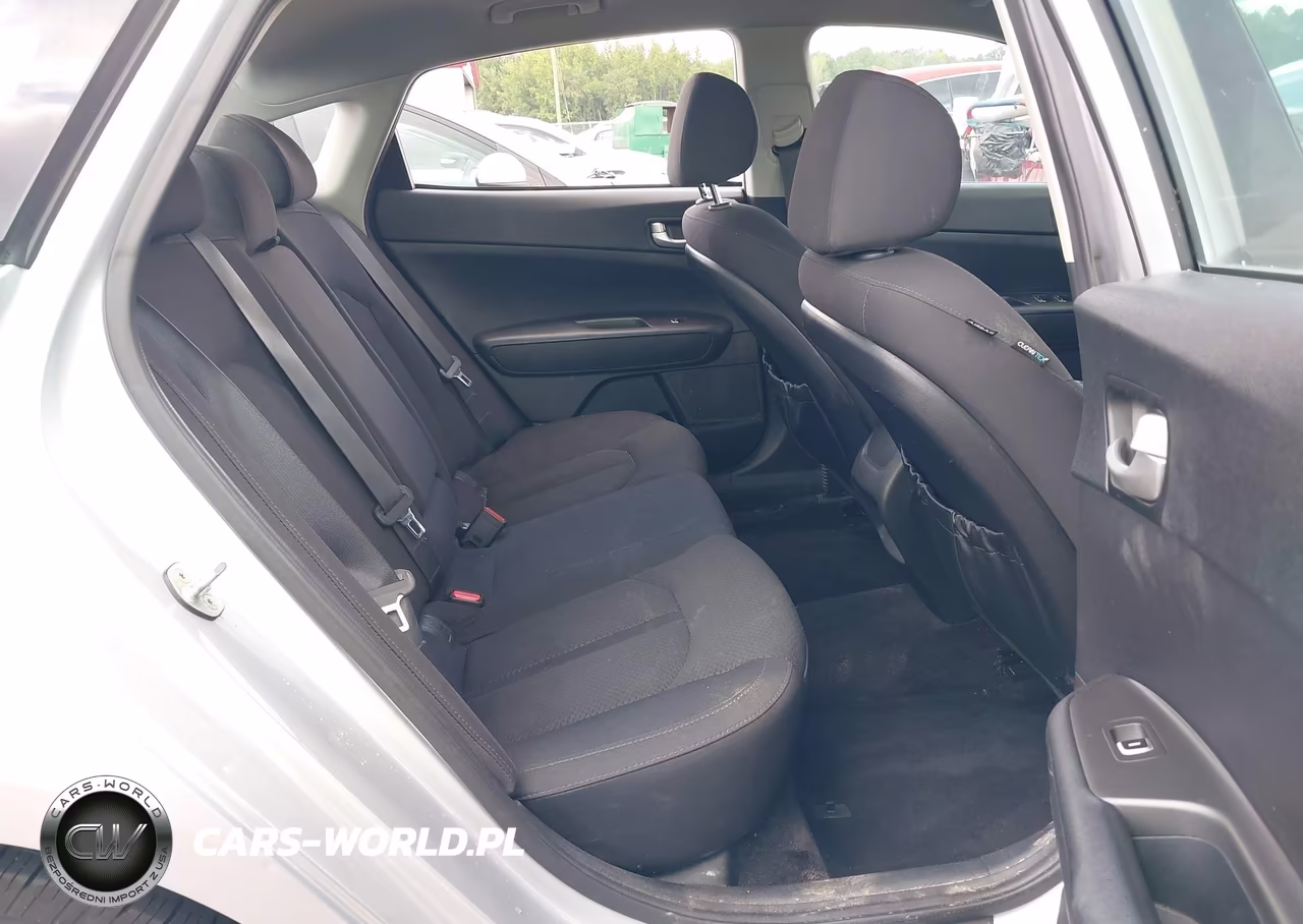 2018 Kia Optima Lx VIN:5XXGT4L37JG209724 - 8
