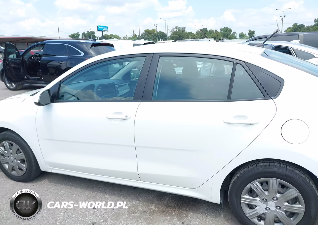 2021 Kia Rio S VIN:3KPA24AD8ME370813 - 14