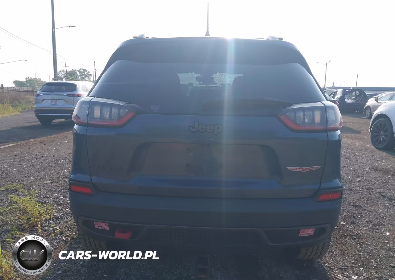 2019 Jeep Cherokee Trailhawk Elite 4X4 VIN:1C4PJMBX9KD380285 - 16
