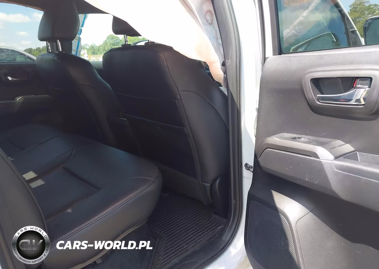 2021 Toyota Tacoma VIN:5TFAZ5CN3MX114263 - 8