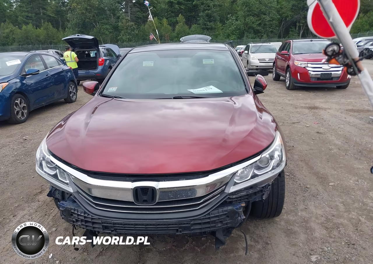 2017 Honda Accord Sport VIN:1HGCR2F55HA279826 - 13