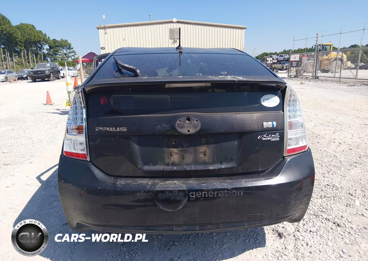 2011 Toyota Prius Two VIN:JTDKN3DU5B0291476 - 16