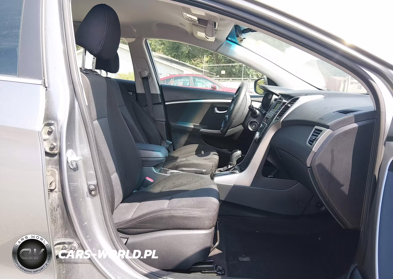 2016 Hyundai Elantra Gt VIN:KMHD35LH4GU305958 - 5