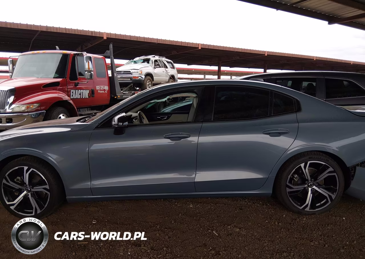 2024 Volvo S60 B5 Plus Dark Theme VIN:7JRL12FL8RG281185 - 15