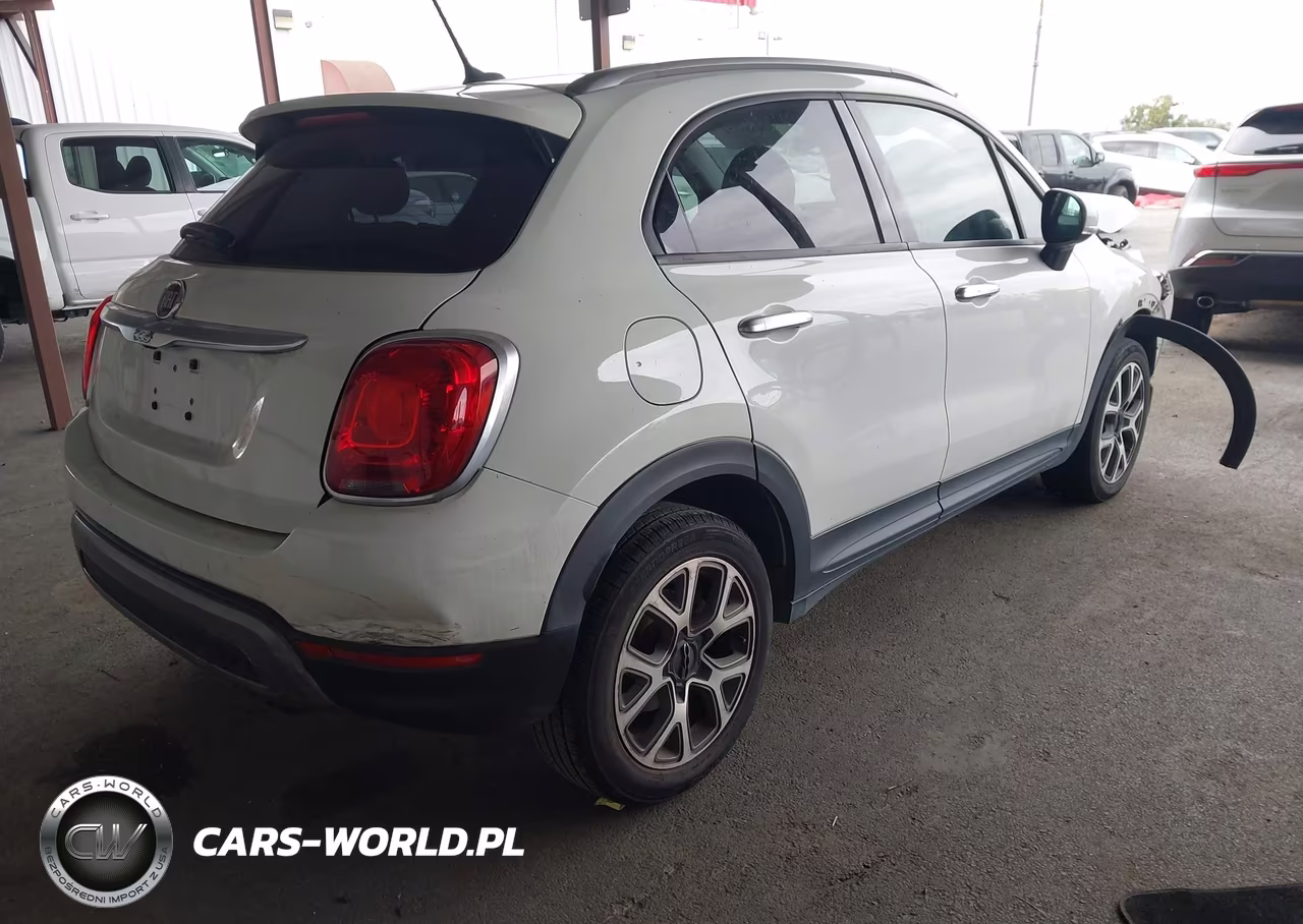 2017 Fiat 500X Trekking Fwd VIN:ZFBCFXCB5HP623122 - 4
