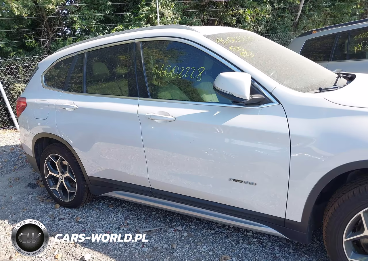 2017 BMW X1 xDrive28I VIN:WBXHT3C30H5F79366 - 13
