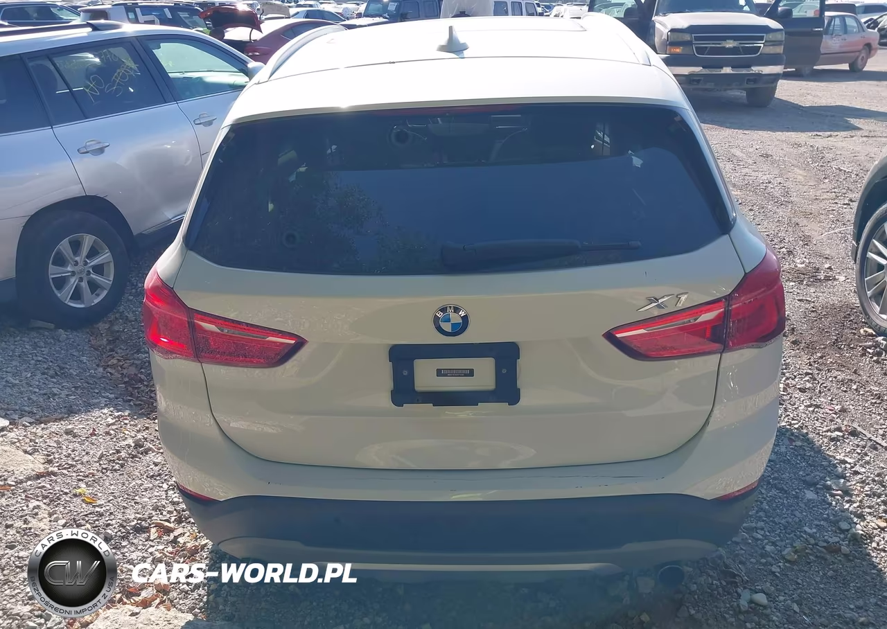 2017 BMW X1 xDrive28I VIN:WBXHT3C30H5F79366 - 16