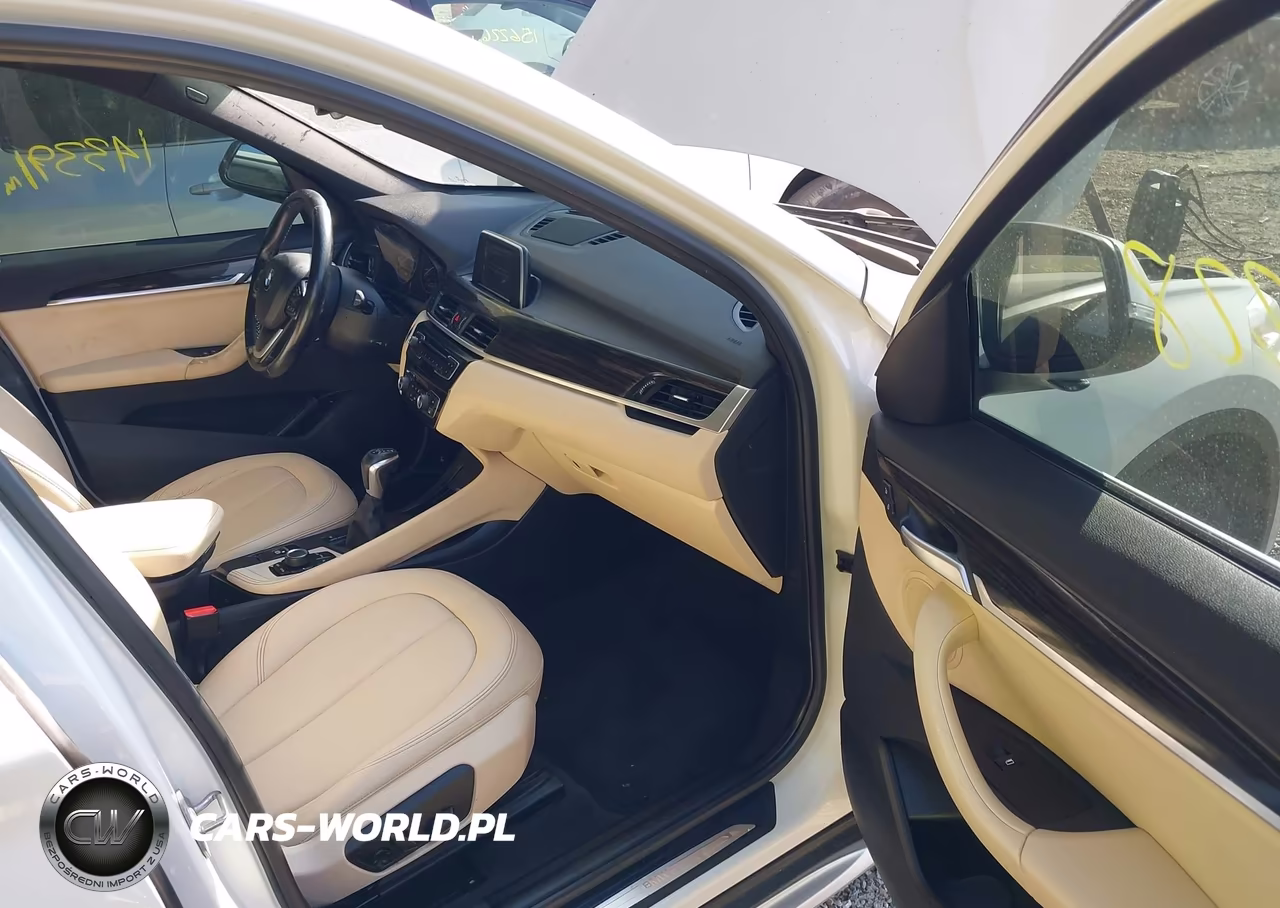 2017 BMW X1 xDrive28I VIN:WBXHT3C30H5F79366 - 5