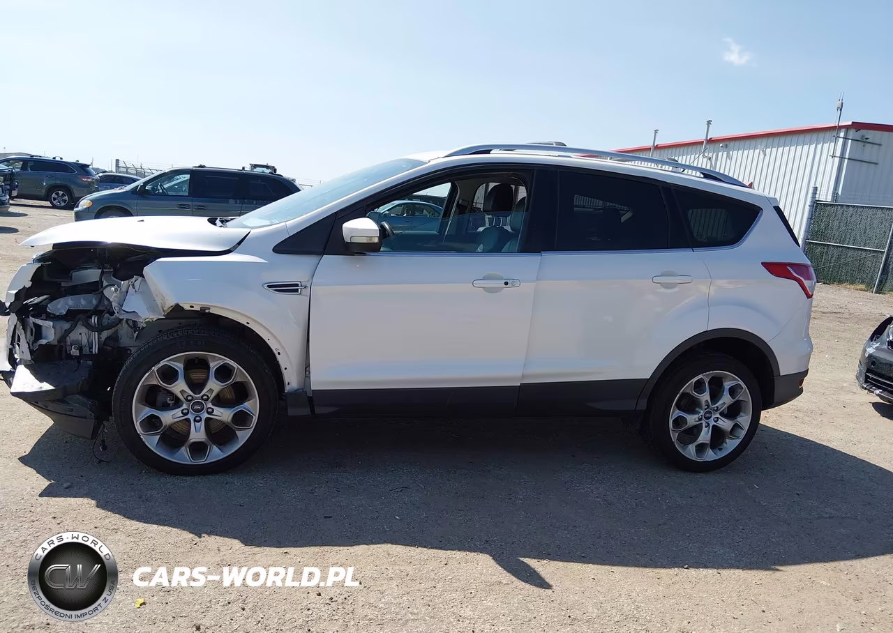 2013 Ford Escape Titanium VIN:1FMCU9J98DUC30320 - 15