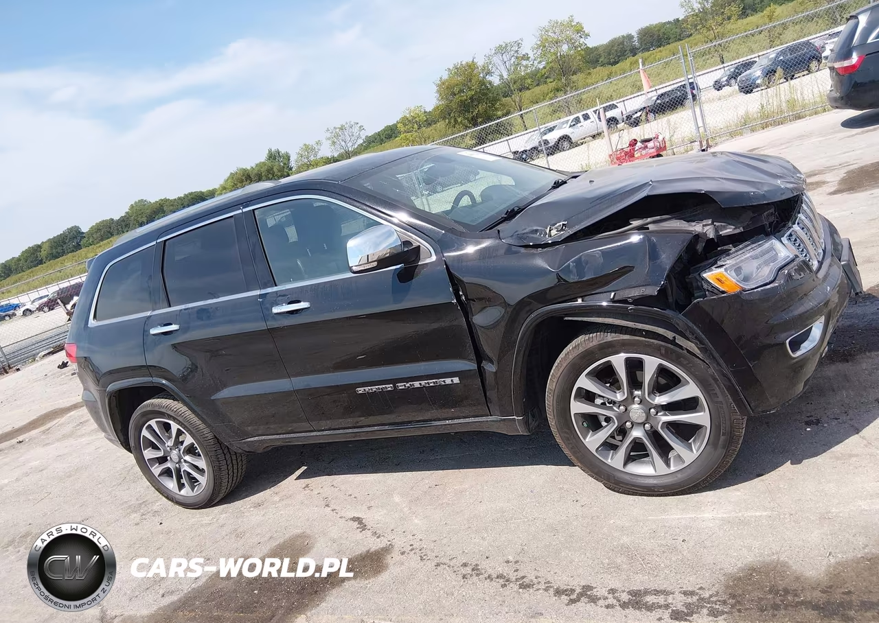 2018 Jeep Grand Cherokee Overland 4X4 VIN:1C4RJFCG0JC449291 - 13