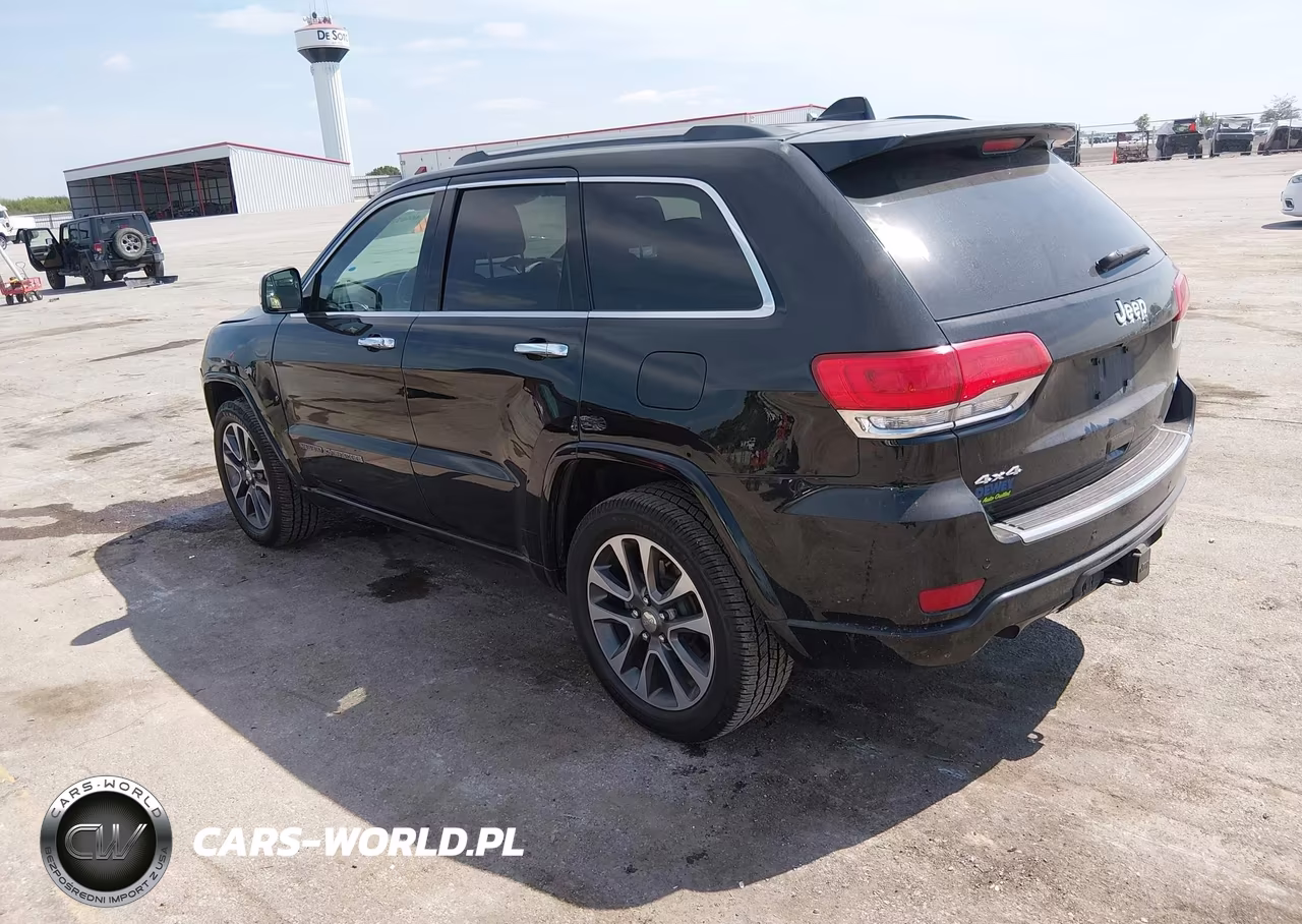 2018 Jeep Grand Cherokee Overland 4X4 VIN:1C4RJFCG0JC449291 - 3