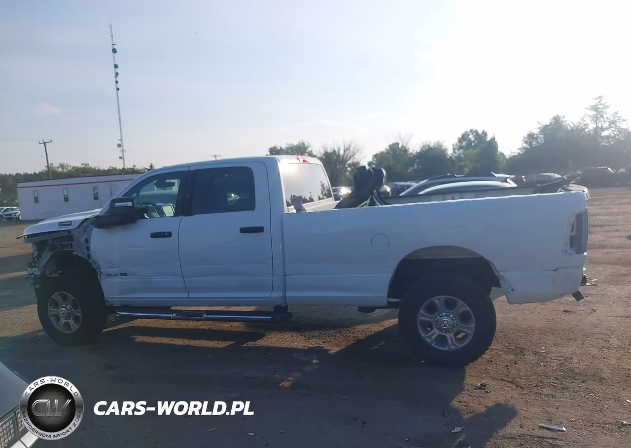 2024 Ram 2500 Big Horn 4X4 8' Box VIN:3C6UR5JJ0RG343290 - 14