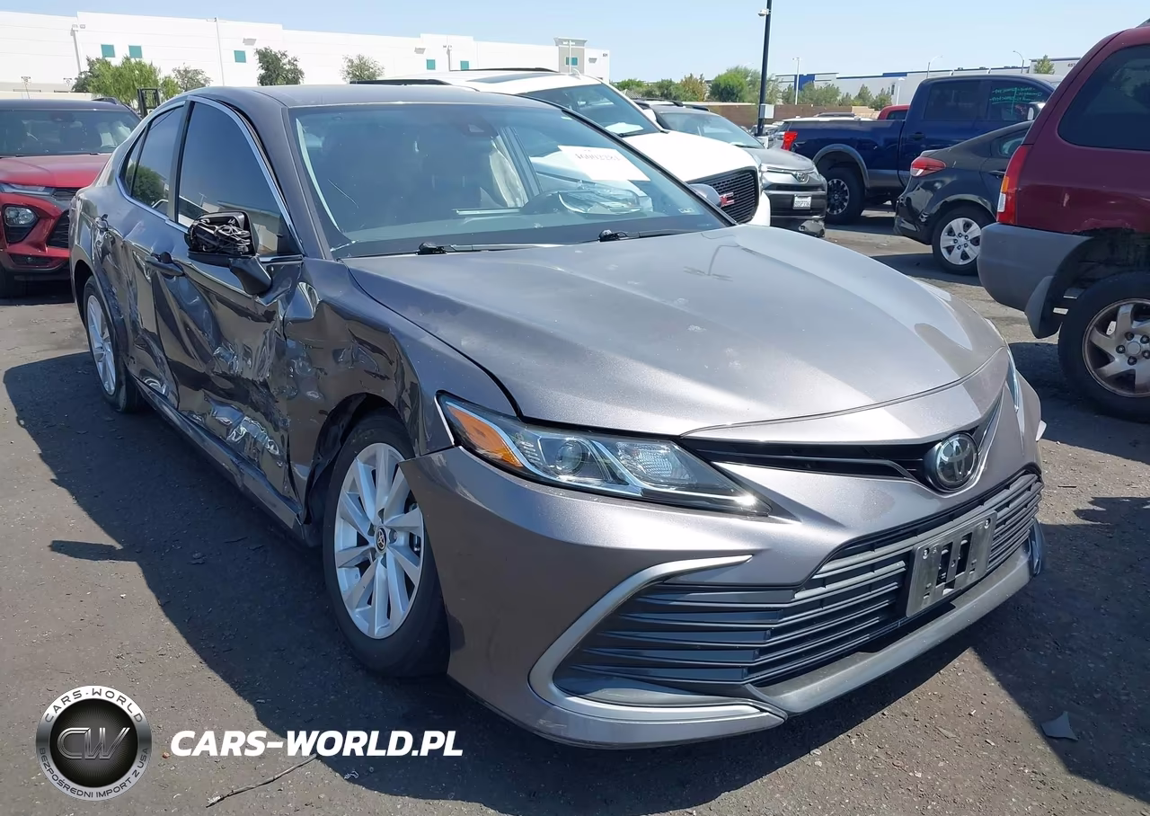 2023 Toyota Camry Le
