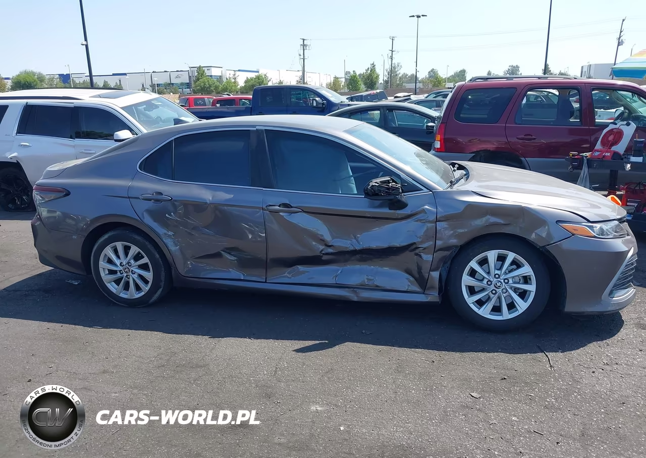 2023 Toyota Camry Le VIN:4T1C11AK4PU100844 - 13