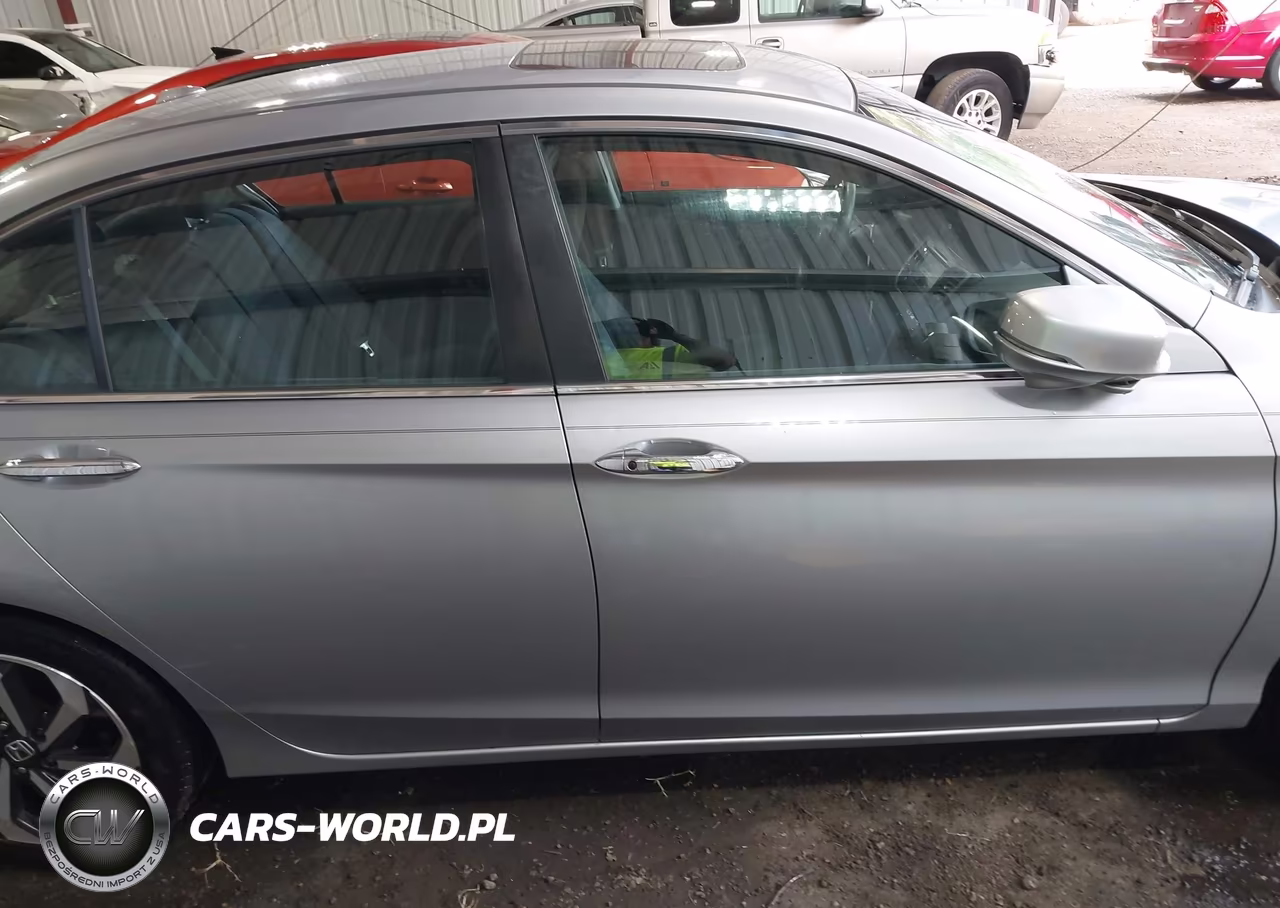 2017 Honda Accord Ex VIN:1HGCR2F7XHA157335 - 14