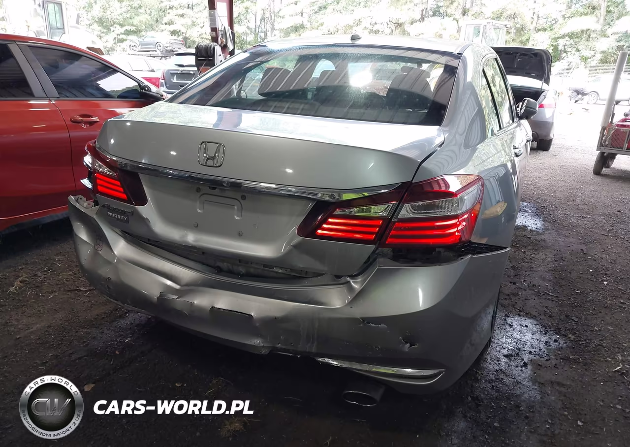 2017 Honda Accord Ex VIN:1HGCR2F7XHA157335 - 4