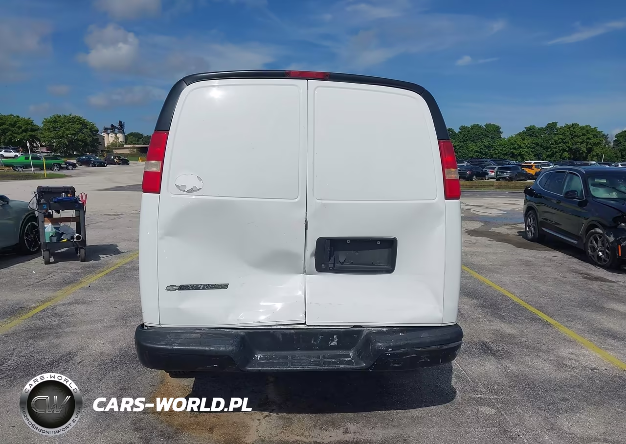 2019 Chevrolet Express 2500 Work Van VIN:1GCWGAFG4K1262245 - 16