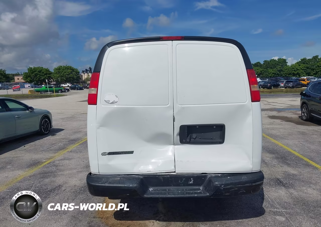 2019 Chevrolet Express 2500 Work Van VIN:1GCWGAFG4K1262245 - 18