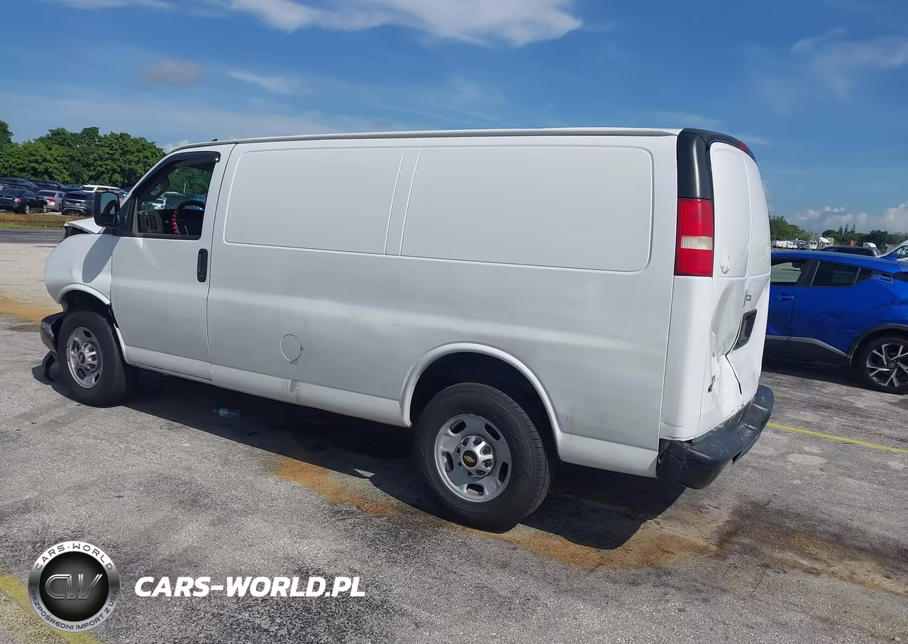 2019 Chevrolet Express 2500 Work Van VIN:1GCWGAFG4K1262245 - 3