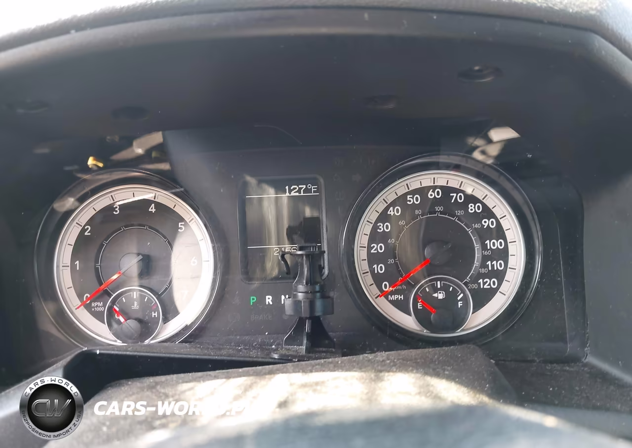 2019 Ram 1500 Classic Tradesman 4X2 8' Box VIN:3C6JR6DG3KG505881 - 7