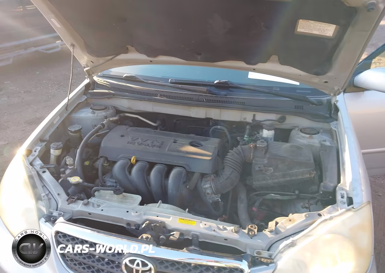 2005 Toyota Corolla Le VIN:1NXBR32E55Z480105 - 10