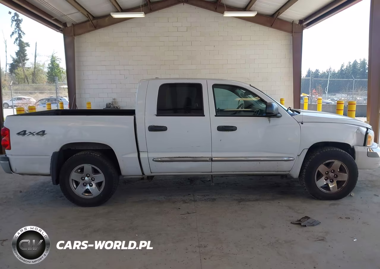 2006 Dodge Dakota Laramie VIN:1D7HW58N36S589255 - 13