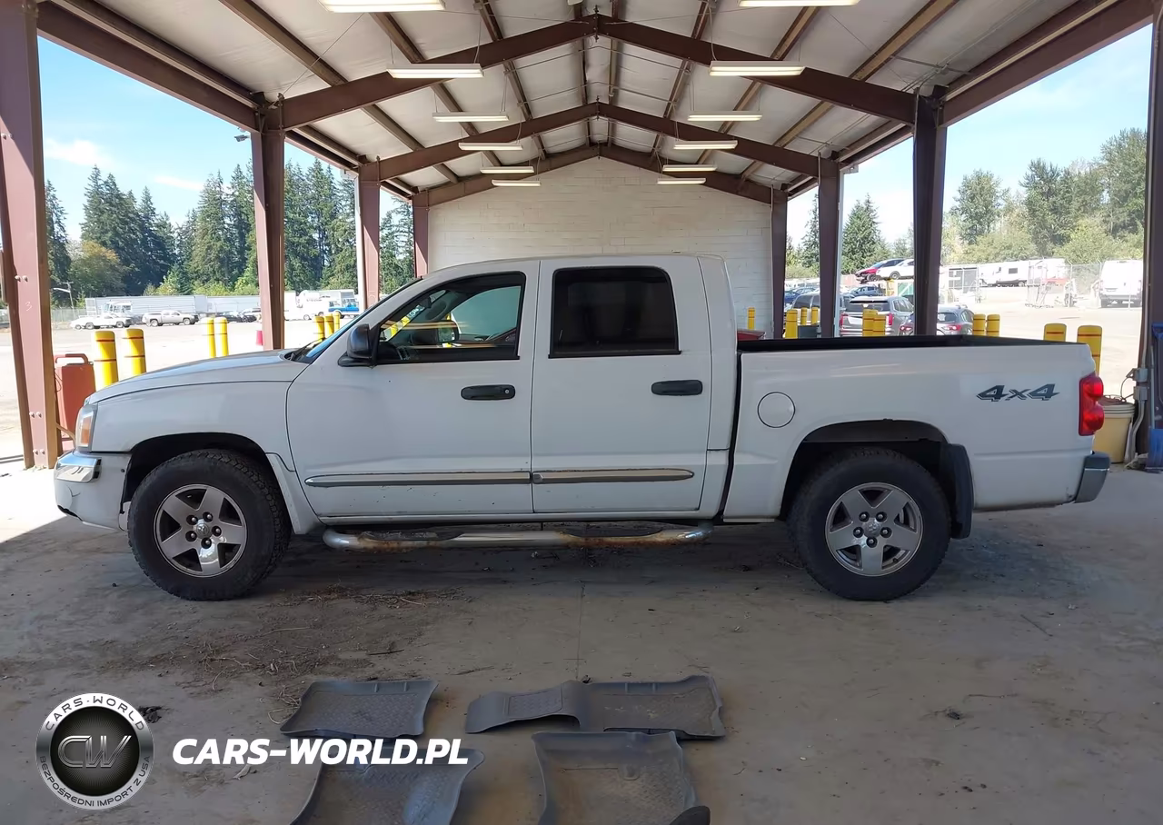 2006 Dodge Dakota Laramie VIN:1D7HW58N36S589255 - 14