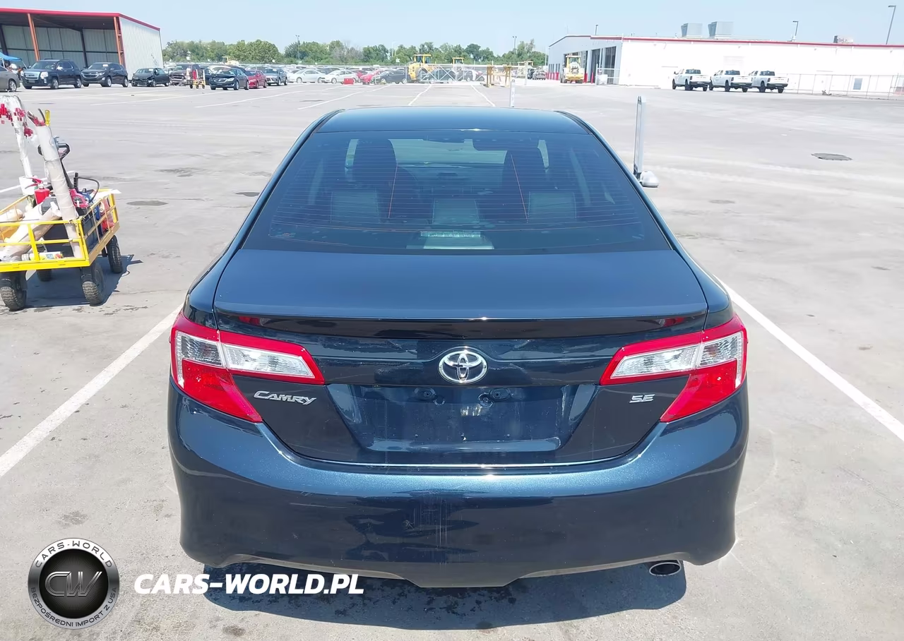 2014 Toyota Camry Se VIN:4T1BF1FK8EU806993 - 14