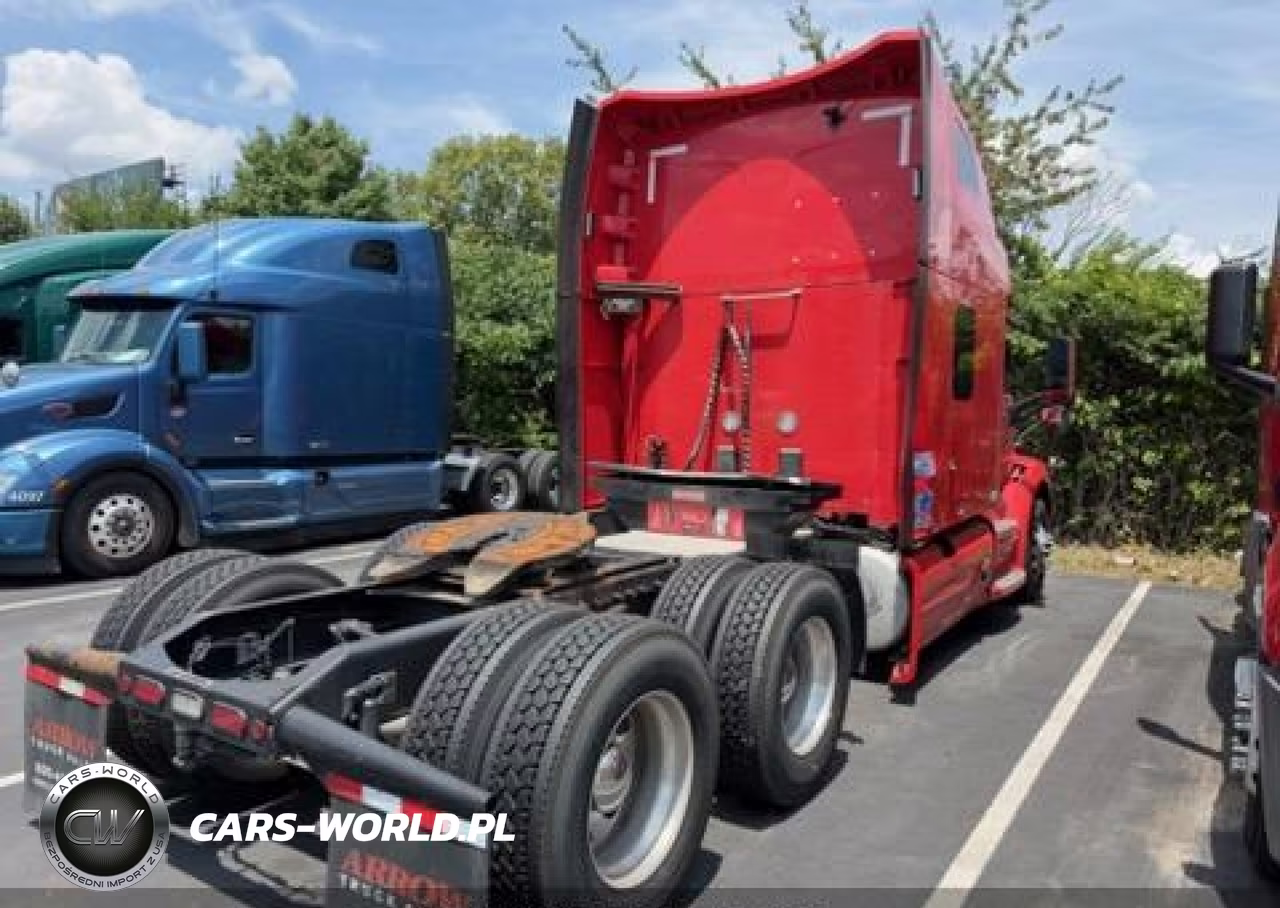2021 Peterbilt 579 VIN:1XPBDP9X5MD734295 - 4
