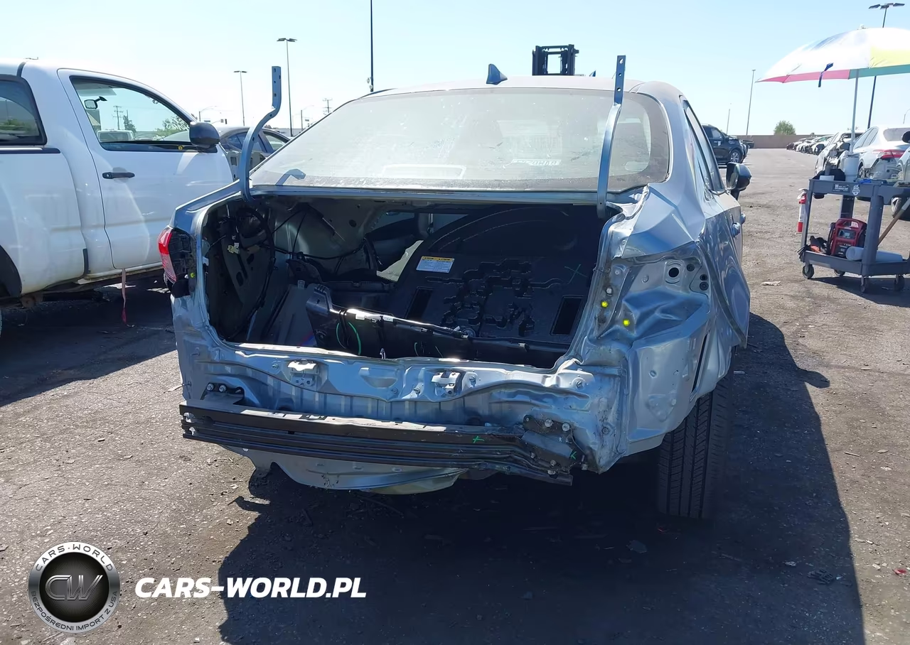 2021 Toyota Corolla Le VIN:5YFEPMAEXMP212175 - 17