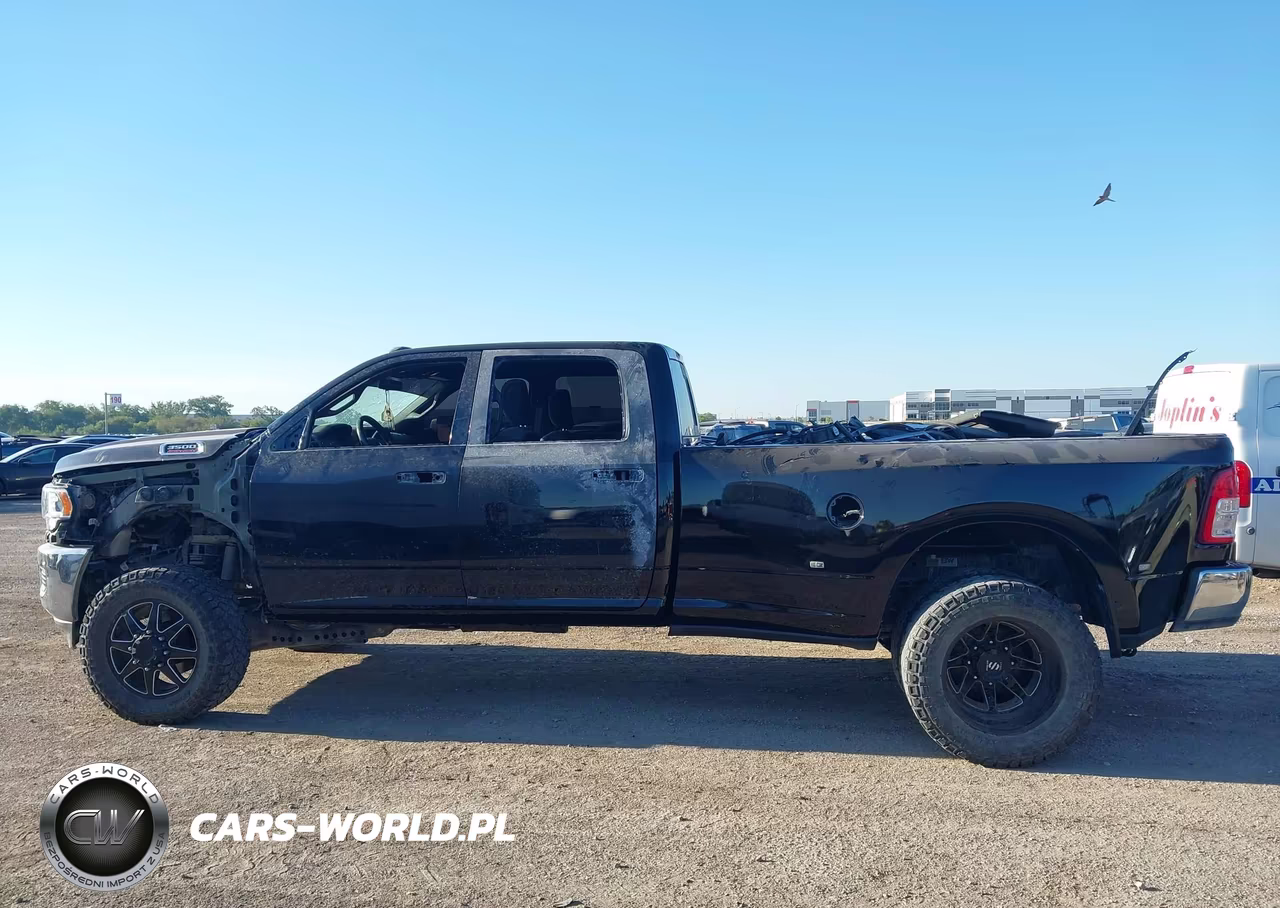 2021 Ram 3500 Tradesman 4X4 8' Box VIN:3C63RRGL5MG596657 - 15