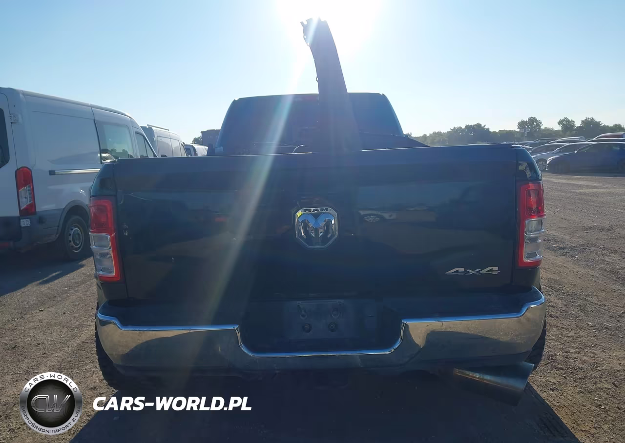 2021 Ram 3500 Tradesman 4X4 8' Box VIN:3C63RRGL5MG596657 - 16