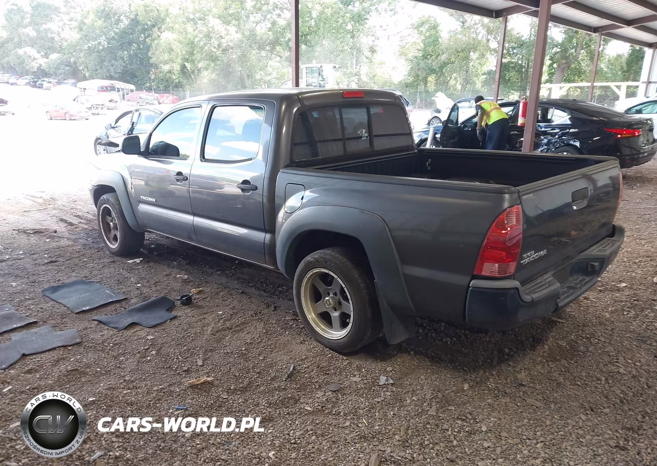 2013 Toyota Tacoma VIN:5TFJX4CN1DX034668 - 3