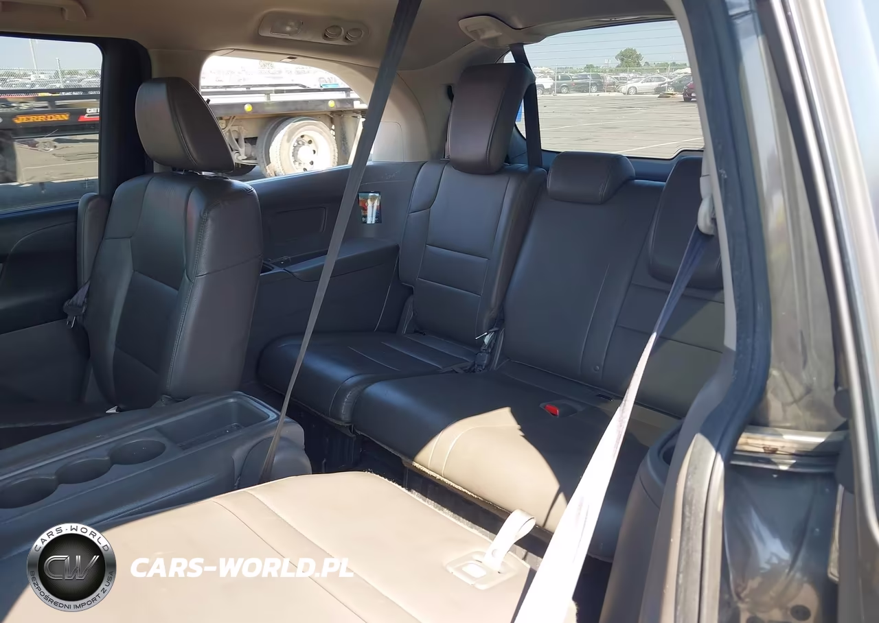 2016 Honda Odyssey Ex-L VIN:5FNRL5H63GB057003 - 19