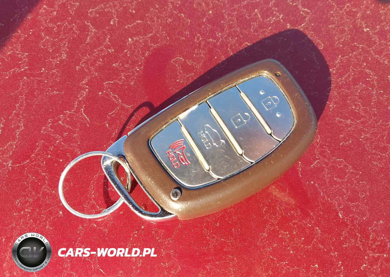 2015 Hyundai Sonata Sport VIN:5NPE34AF3FH070563 - 10