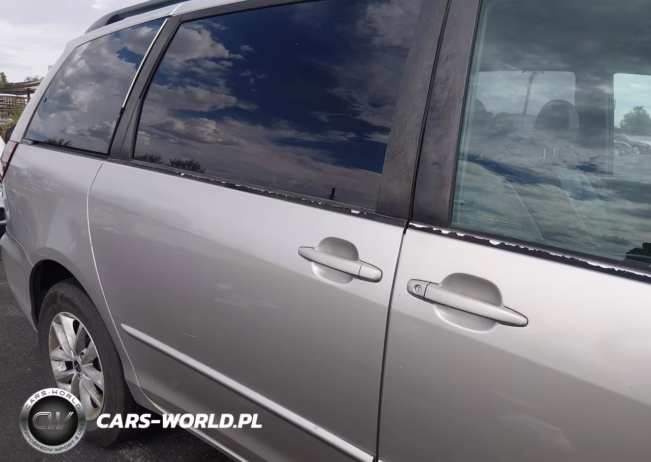2004 Toyota Sienna Xle VIN:5TDBA22C74S020354 - 6