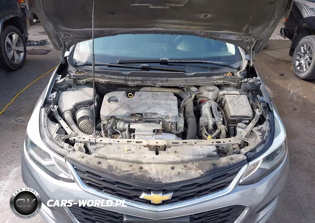 2018 Chevrolet Cruze Lt Auto VIN:1G1BE5SM7J7133802 - 10