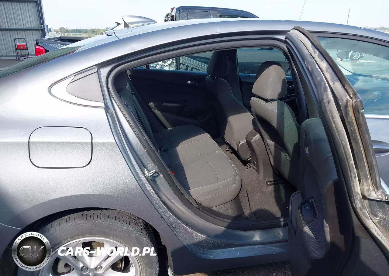 2018 Chevrolet Cruze Lt Auto VIN:1G1BE5SM7J7133802 - 8