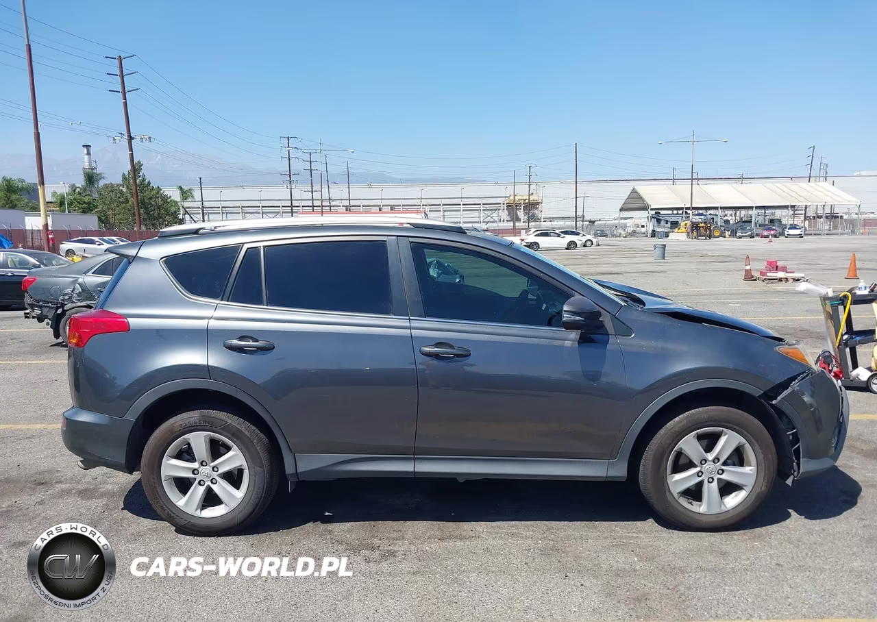 2014 Toyota Rav4 Xle VIN:JTMWFREV0ED028107 - 13