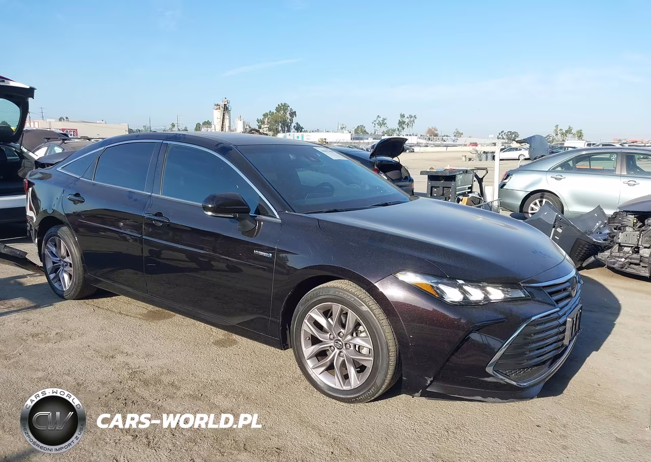 2019 Toyota Avalon Hybrid Xle