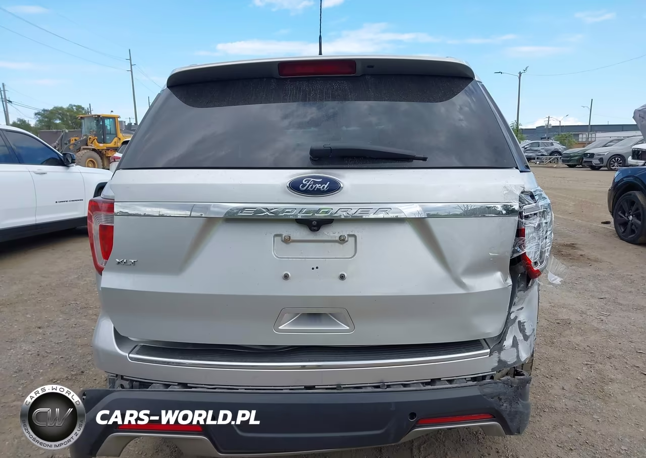 2018 Ford Explorer Xlt VIN:1FM5K7D81JGA66330 - 16