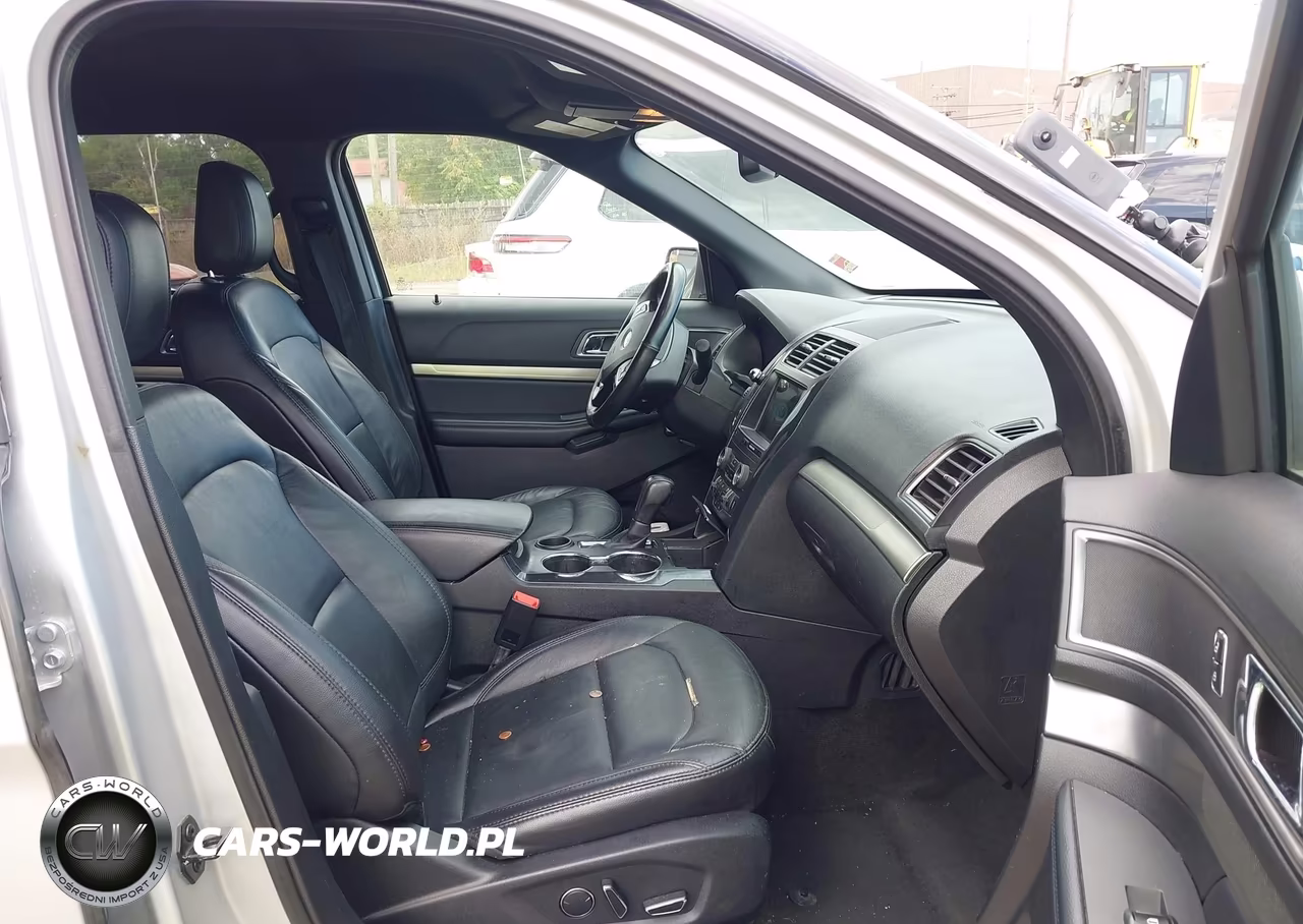 2018 Ford Explorer Xlt VIN:1FM5K7D81JGA66330 - 5