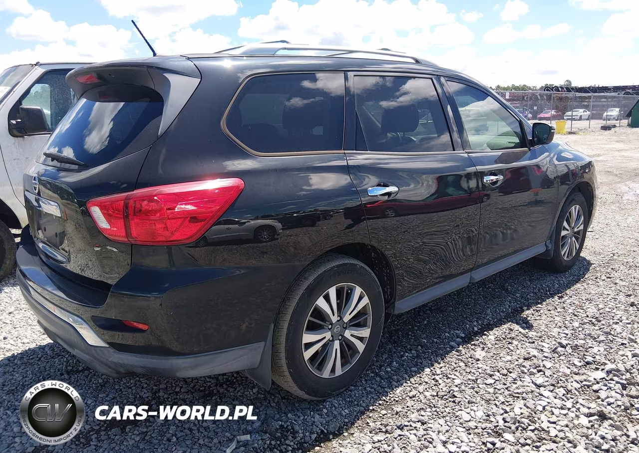 2018 Nissan Pathfinder S VIN:5N1DR2MN8JC671467 - 4