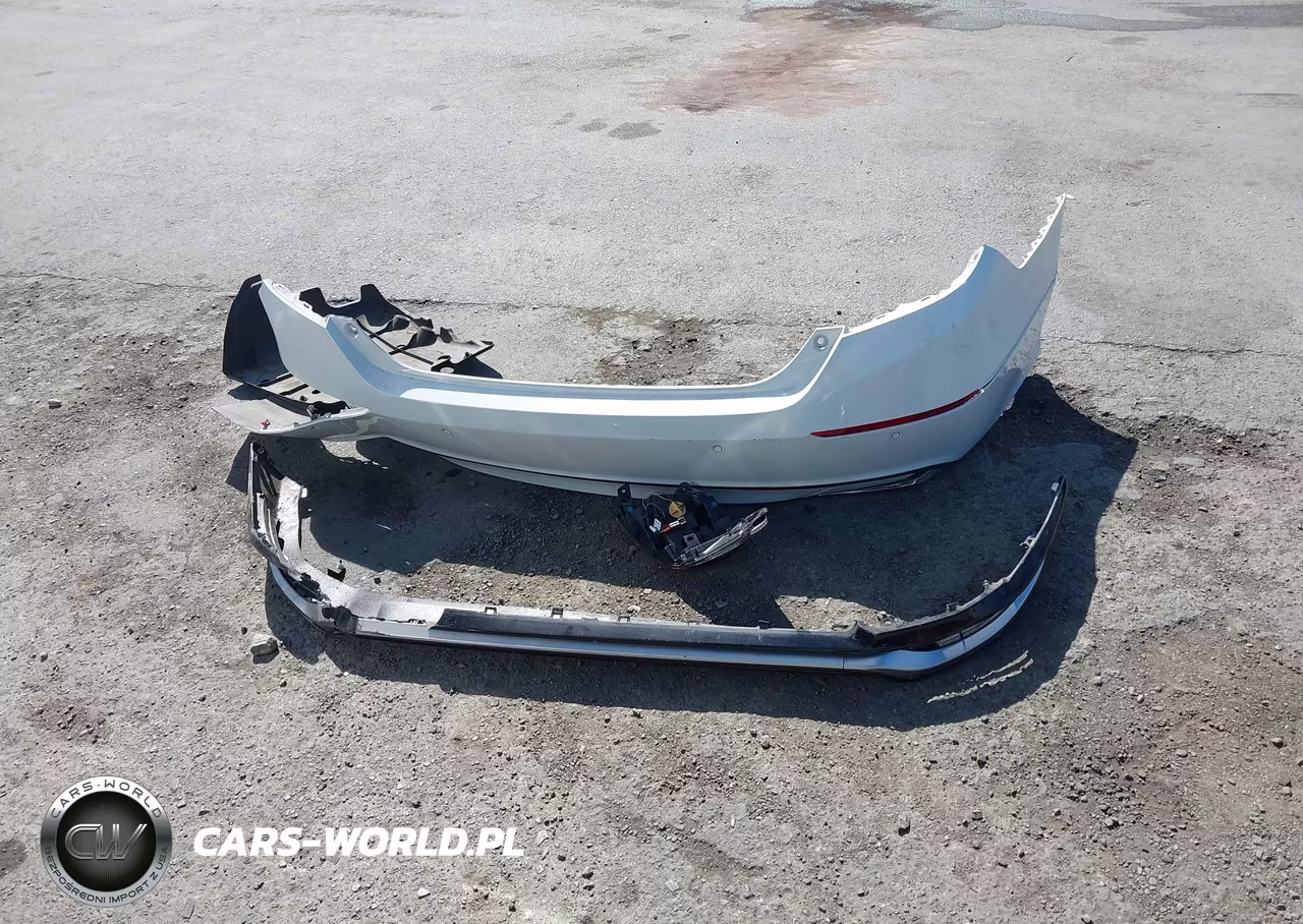 2022 Honda Accord Hybrid Touring VIN:1HGCV3F90NA025697 - 12