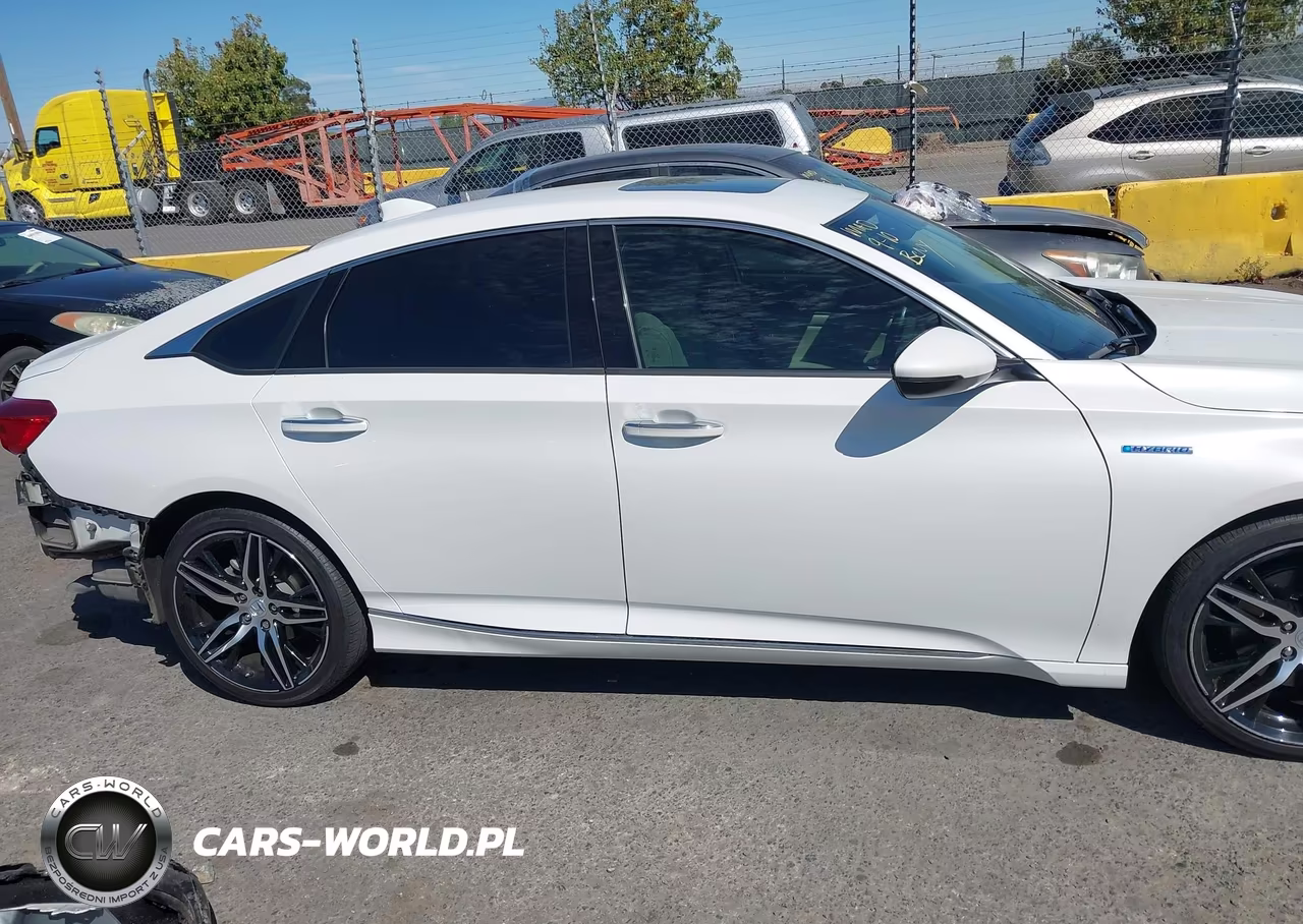 2022 Honda Accord Hybrid Touring VIN:1HGCV3F90NA025697 - 14