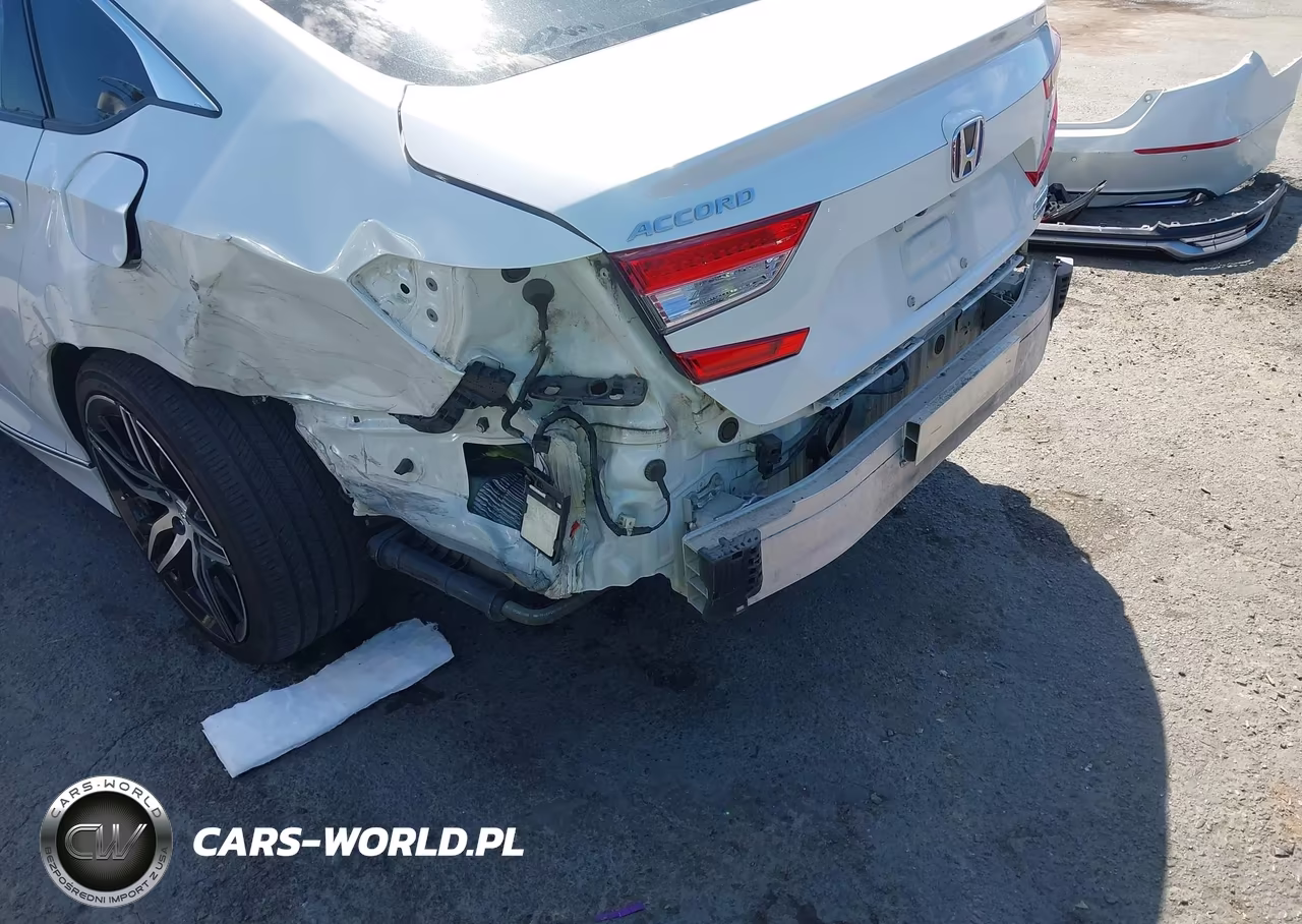 2022 Honda Accord Hybrid Touring VIN:1HGCV3F90NA025697 - 6