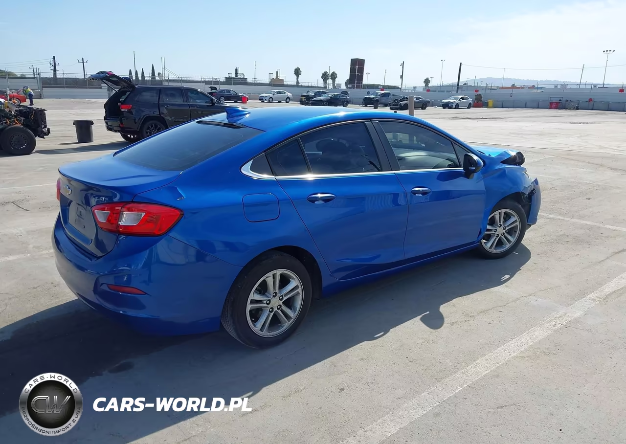 2017 Chevrolet Cruze Lt Auto VIN:1G1BE5SM4H7280072 - 4