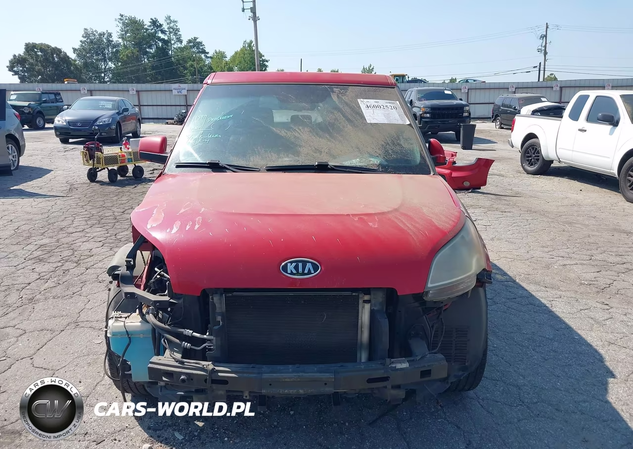 2011 Kia Soul + VIN:KNDJT2A24B7294777 - 13